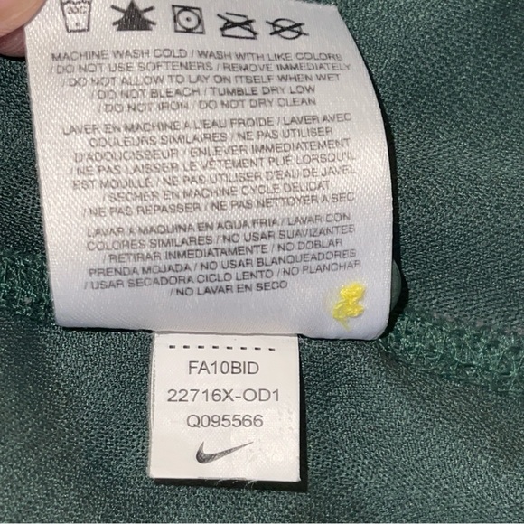 Nike Team Dri-Fit Oregon Ducks Polo Size Medium Green University Of Oregon EUC - Picture 15 of 16